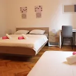 بيت ضيافة & Room's Anni 3*