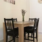 & Room's Anni بيت ضيافة زادار