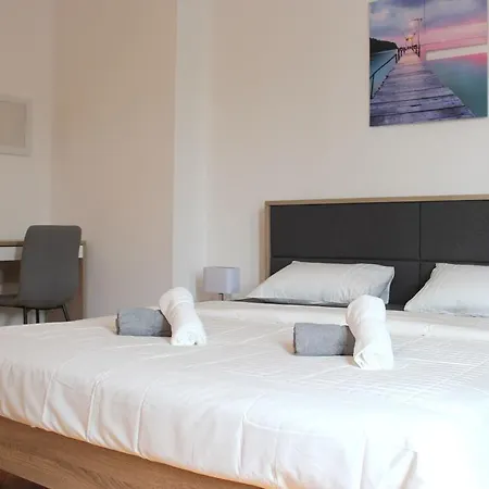 Apartment & Room'S Anni Zadar