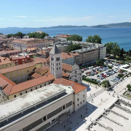 Apartment & Room'S Anni 3* Zadar