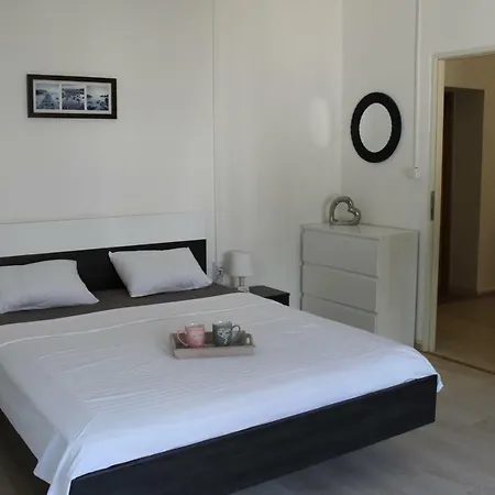 Apartment & Room'S Anni
