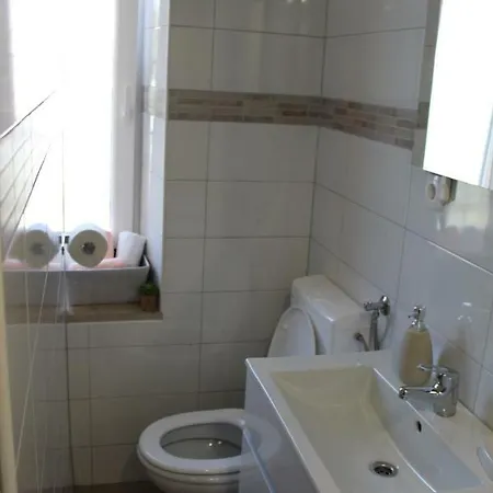 & Room's Anni 3* Ζαντάρ