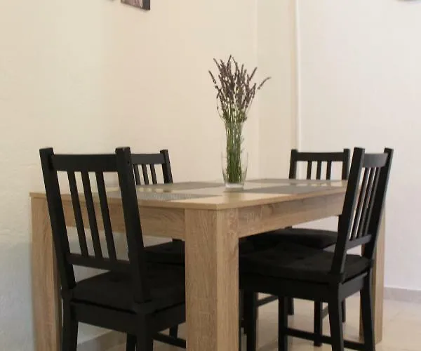 & Room's Anni בית הארחה זאדאר