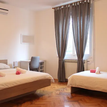 Apartment & Room'S Anni